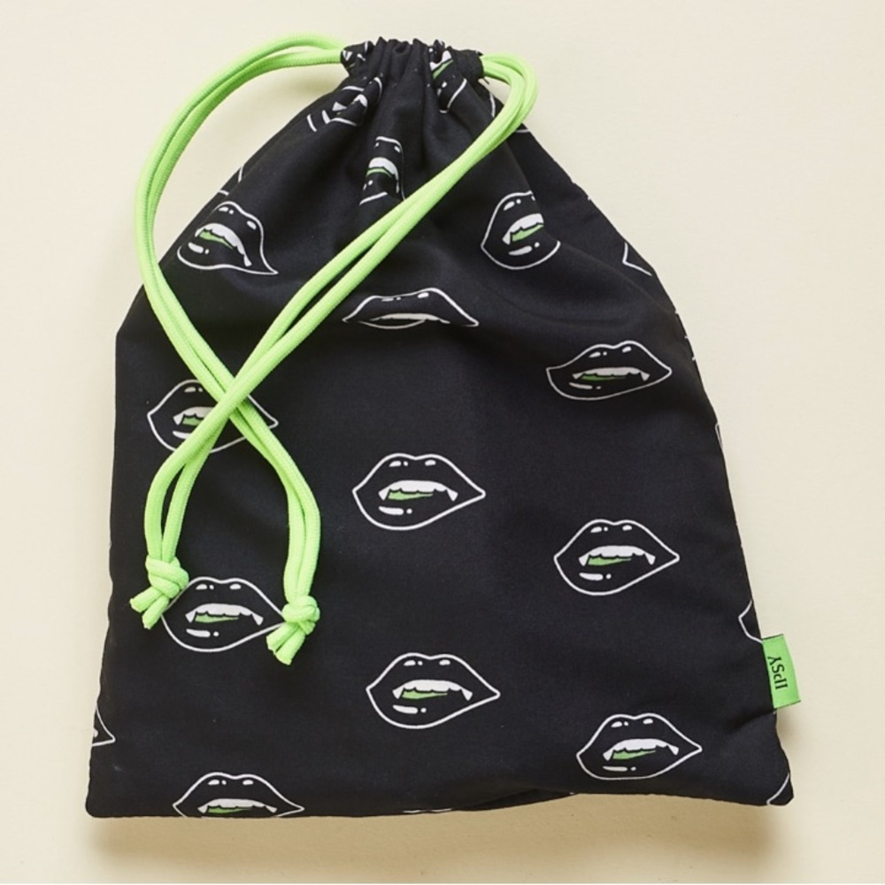 Ipsy ‘Fangs Out’ Glam Bag Cosmetic Drawstring Pouch Bag